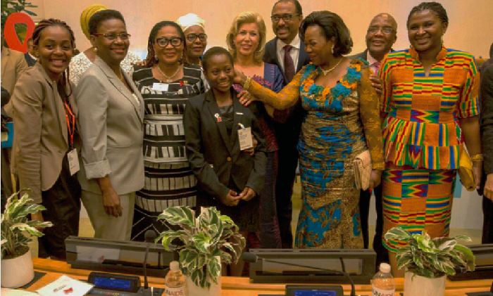 The First Lady of Ghana and President of OAFLA, Mrs Lordina Mahama (3rd left), the Executive Director of UNAIDS, Mr Michel Sidibe (arrowed), and other African First Ladies, interracting with Ms Thandiwe Mudhumo (middle), Youth Advocate from Zimbabwe. OAFLA reaffirms commitment to gender equality
